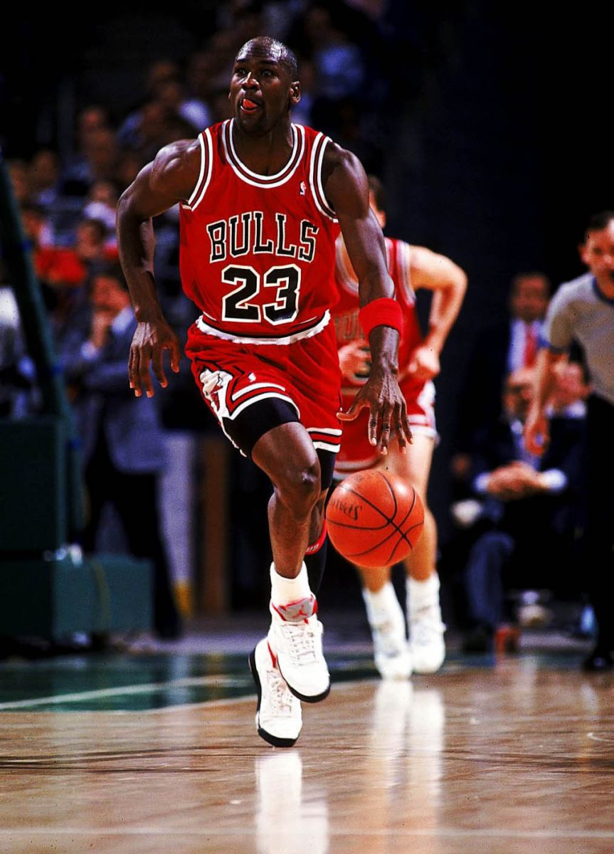 Michael jordan wearing air jordan sales 5