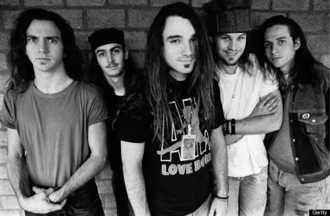 Photo of PEARL JAM