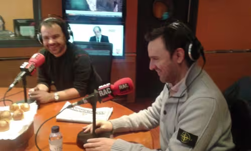CIBASS Toni García Ramón presentado su libro en el programa Via Lliure de RAC1