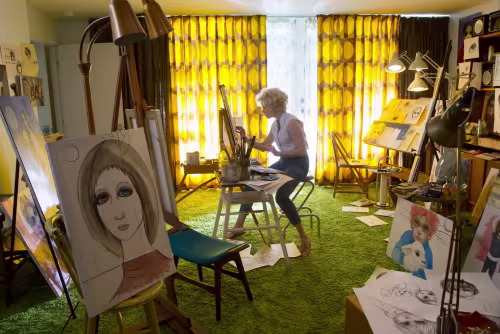 AMY ADAMS stars in BIG EYES