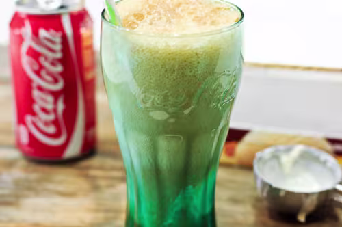 CIBASS Coca Cola con helado de Vainilla